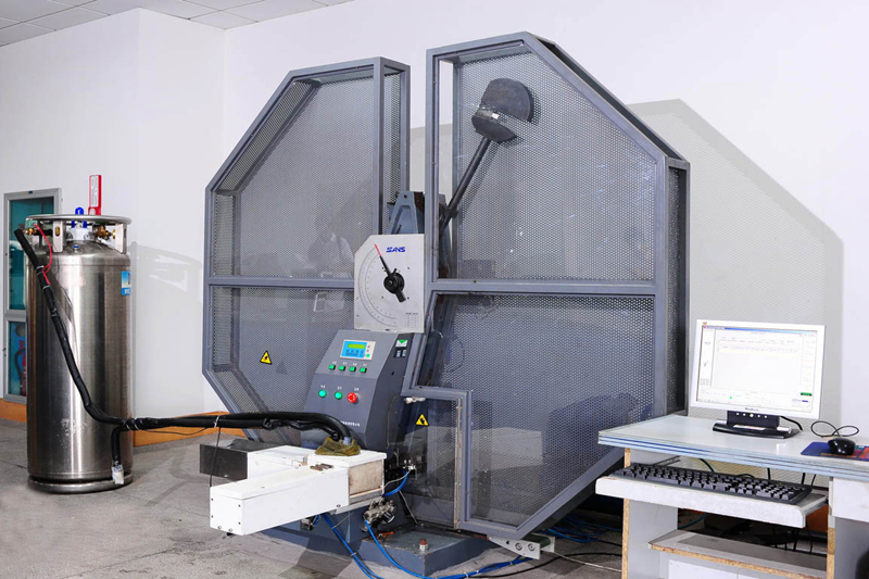 IMPACT-TEST-MAXINO